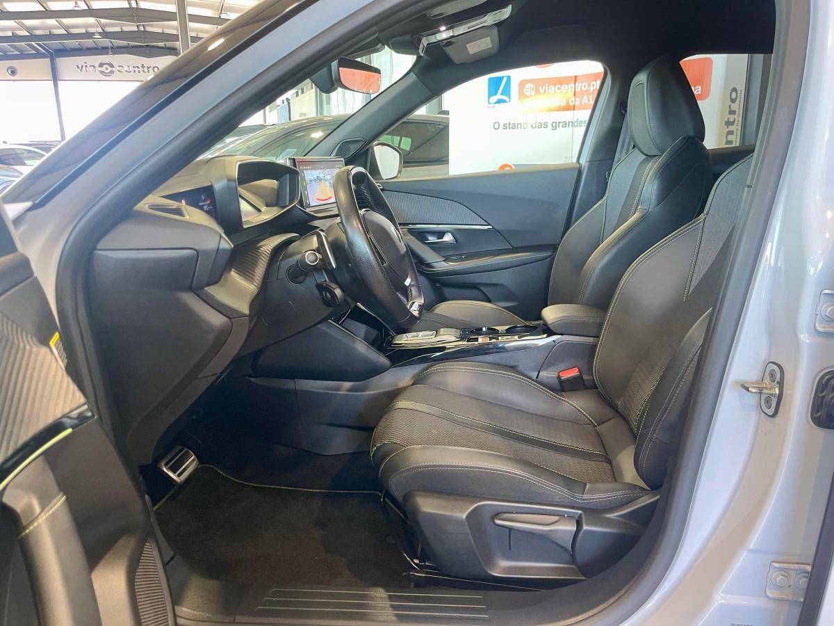 peugeot-2008-2024-gasolina-1199cc