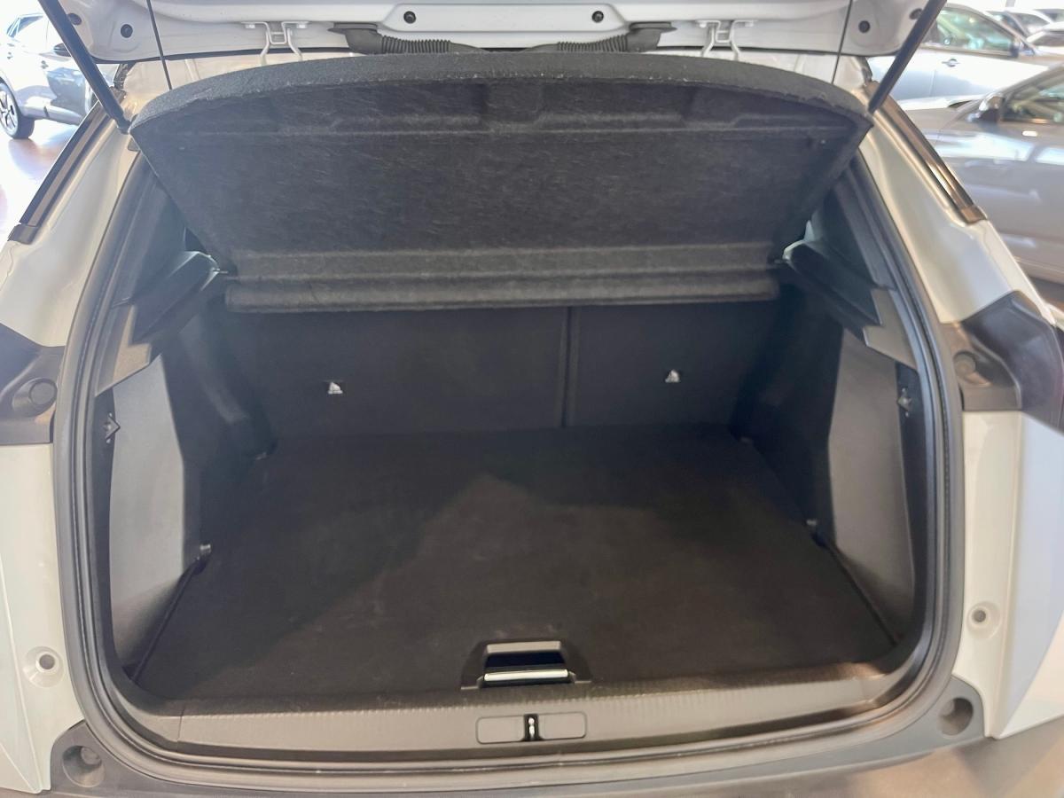 peugeot-2008-2024-gasolina-1199cc