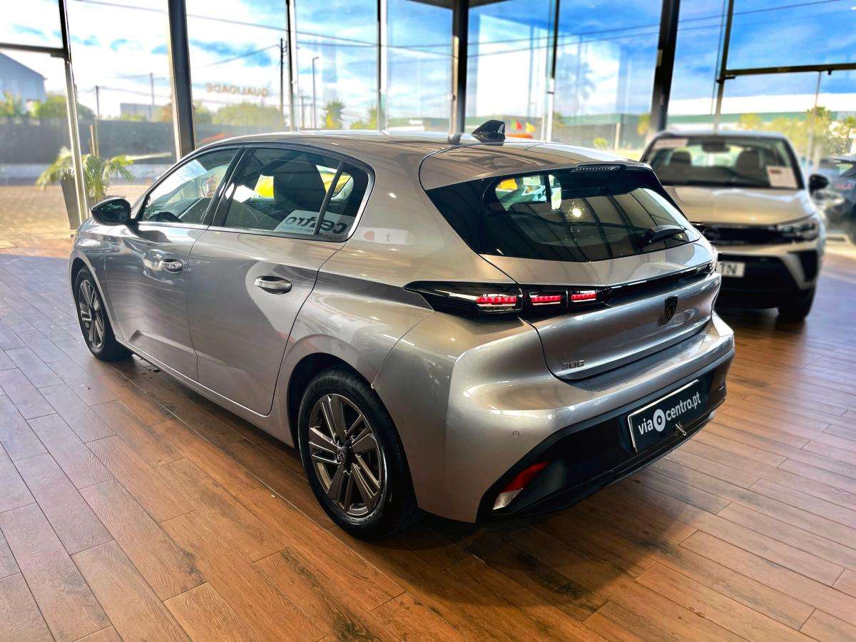 peugeot-308-2023-gasolina-1199cc
