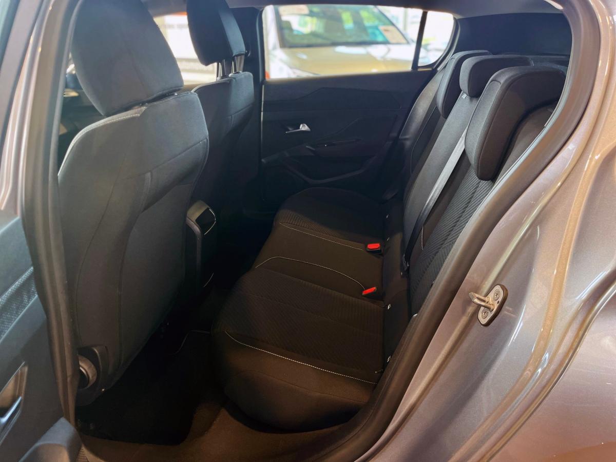 peugeot-308-2023-gasolina-1199cc