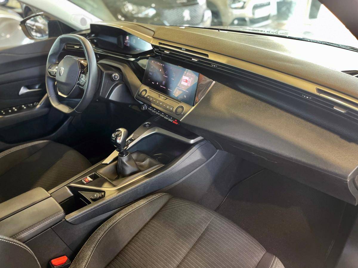 peugeot-308-2023-gasolina-1199cc
