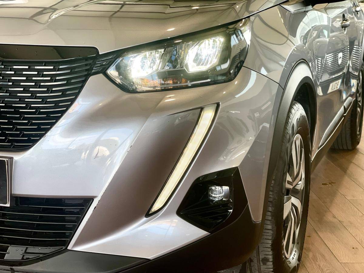 peugeot-2008-2021-gasolina-1199cc
