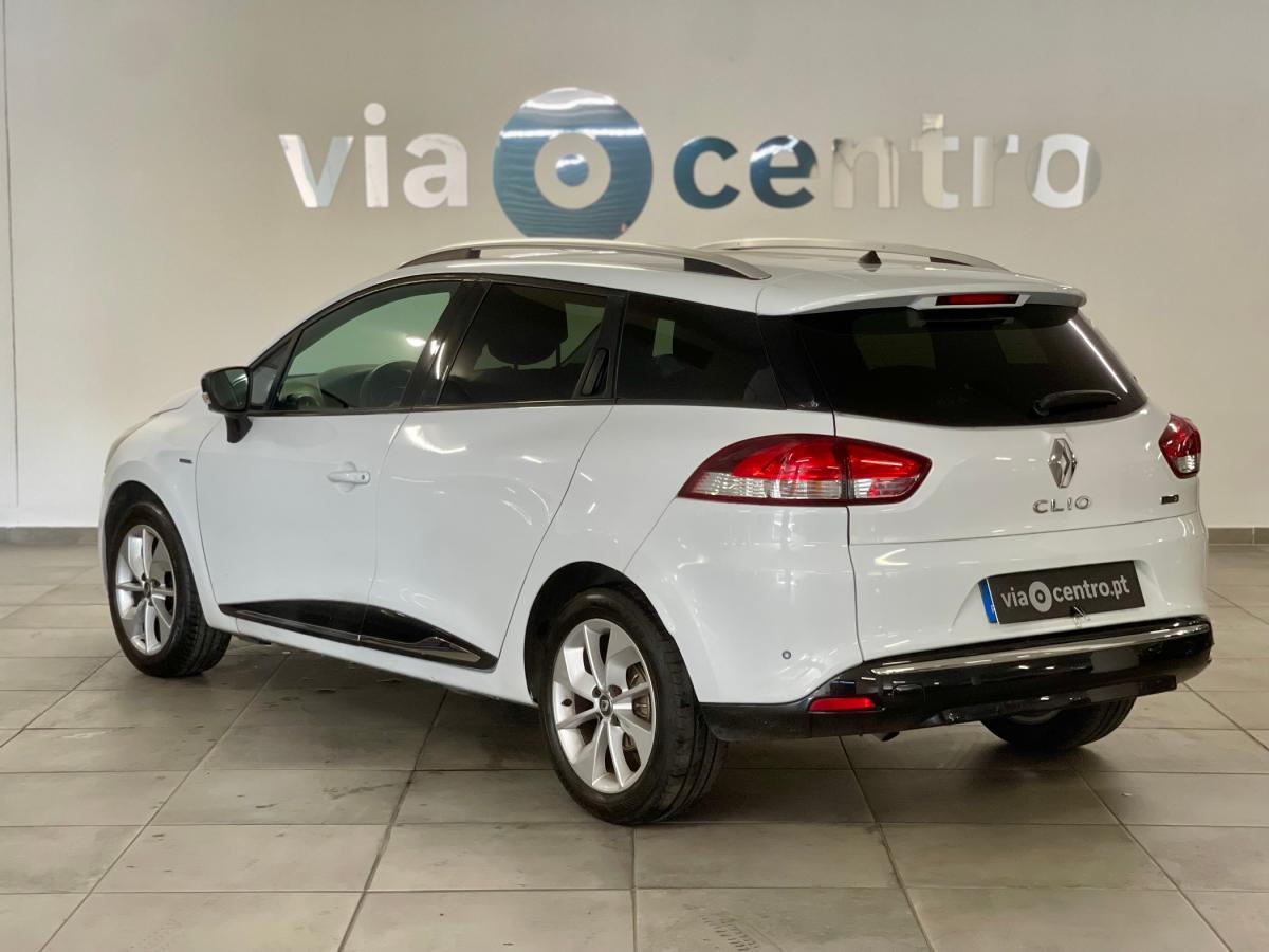 renault-clio-sport-tourer-2017-diesel-1461cc