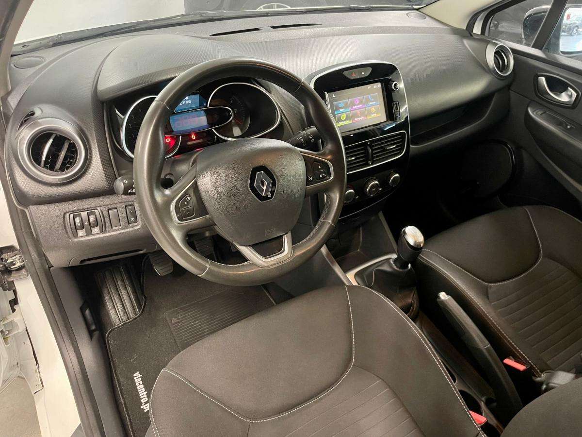 renault-clio-sport-tourer-2017-diesel-1461cc