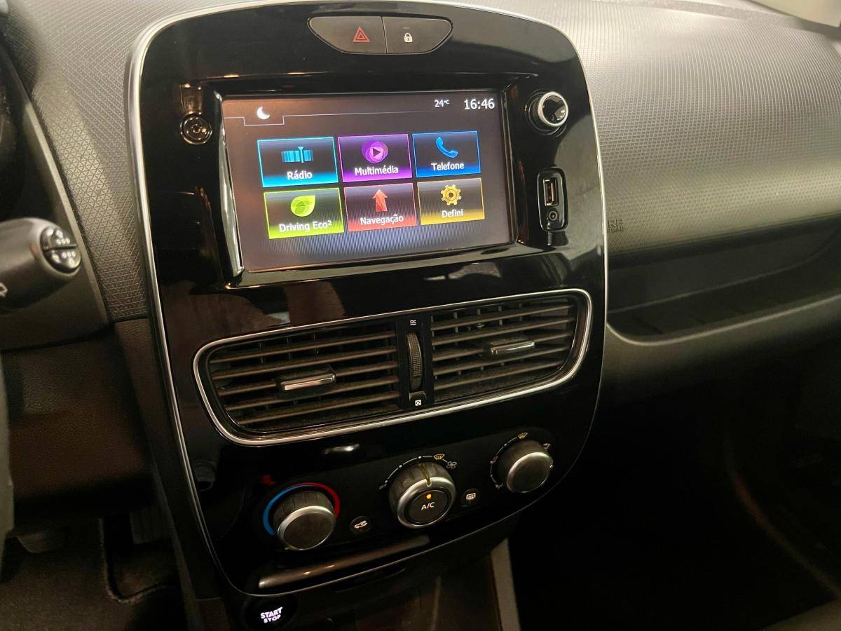 renault-clio-sport-tourer-2017-diesel-1461cc