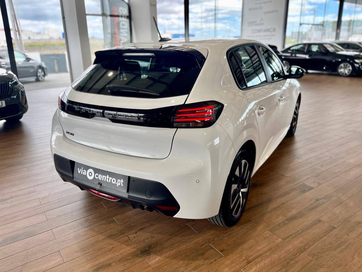 peugeot-208-2024-gasolina-1199cc