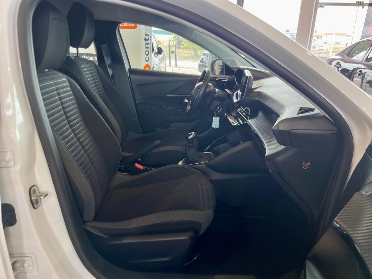 peugeot-208-2024-gasolina-1199cc
