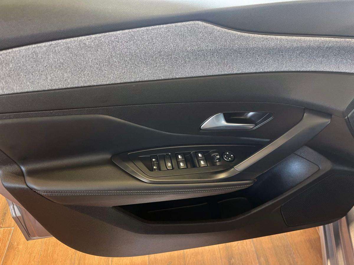 peugeot-308-sw-2024-gasolina-1199cc