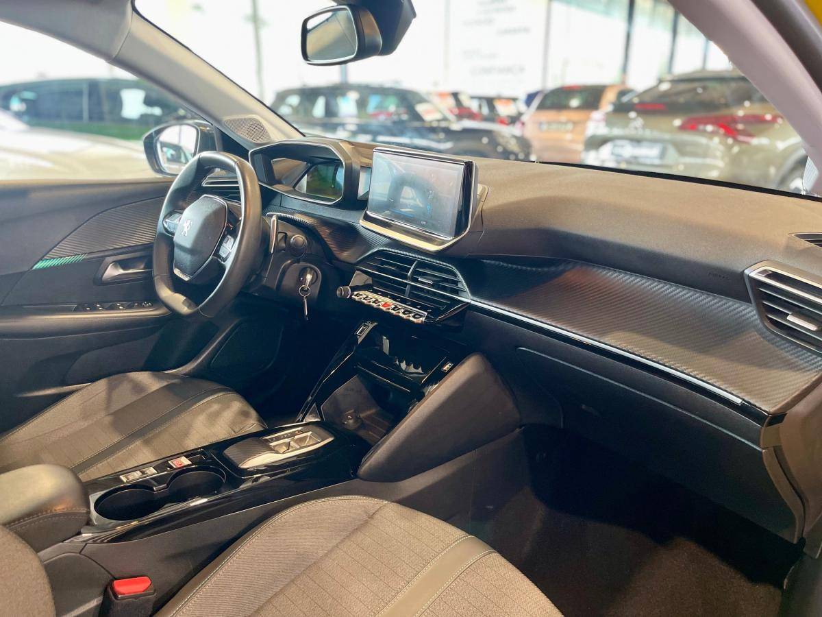 peugeot-208-2023-gasolina-1199cc