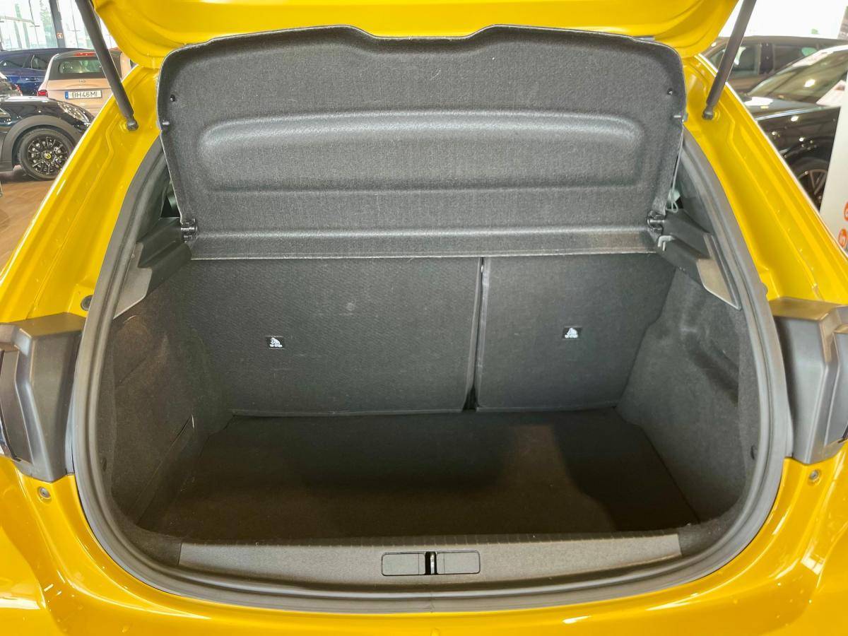peugeot-208-2023-gasolina-1199cc