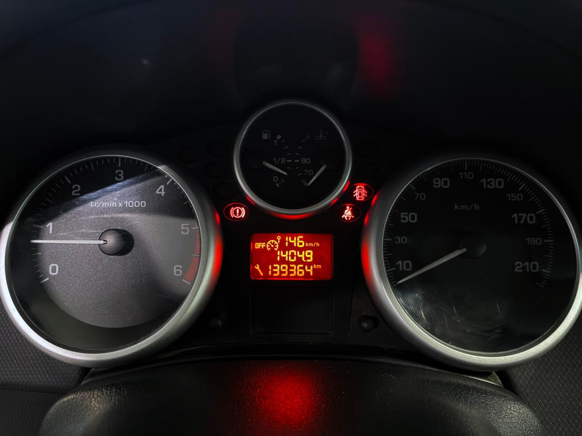 peugeot-207-sw-2012-diesel-1560cc
