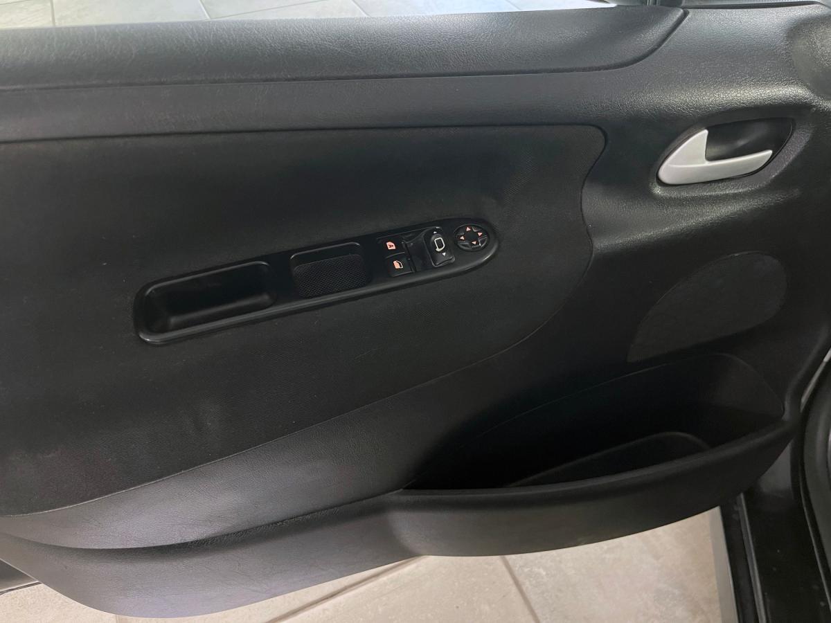 peugeot-207-sw-2012-diesel-1560cc
