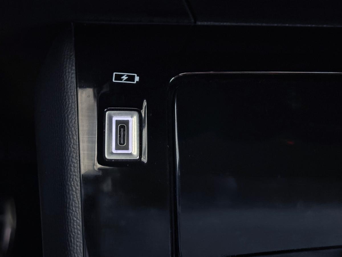 peugeot-2008-2024-gasolina-1199cc