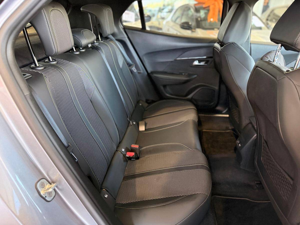 peugeot-2008-2024-gasolina-1199cc