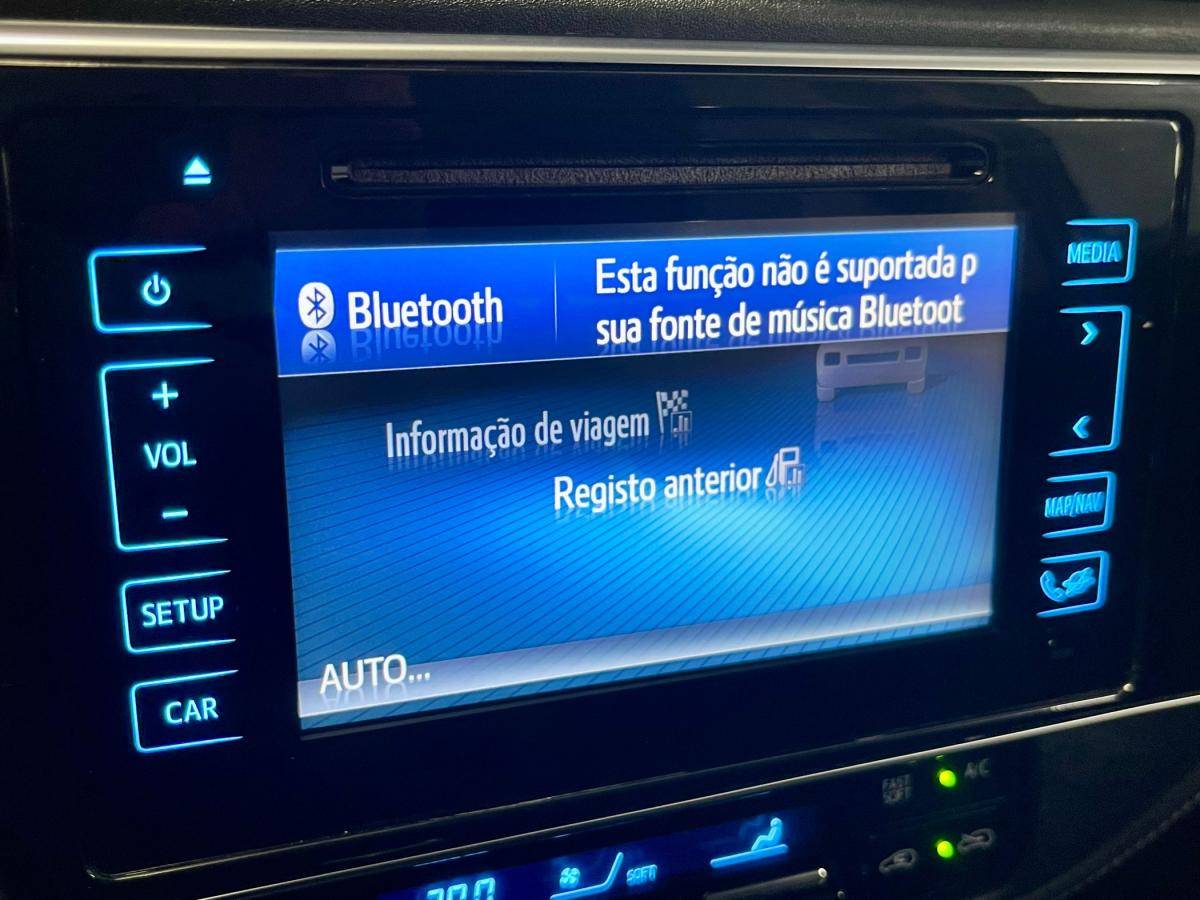 toyota-auris-touring-sports-2015-diesel-1364cc
