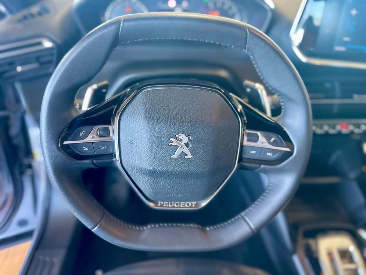 peugeot-2008-2023-gasolina-1199cc