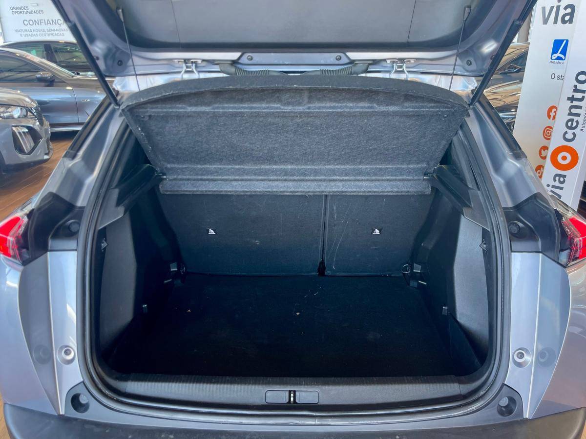 peugeot-2008-2023-gasolina-1199cc