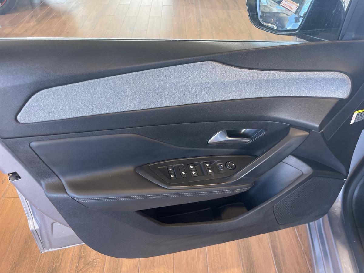 peugeot-308-sw-2024-hibrido-a-gasolina-1598cc