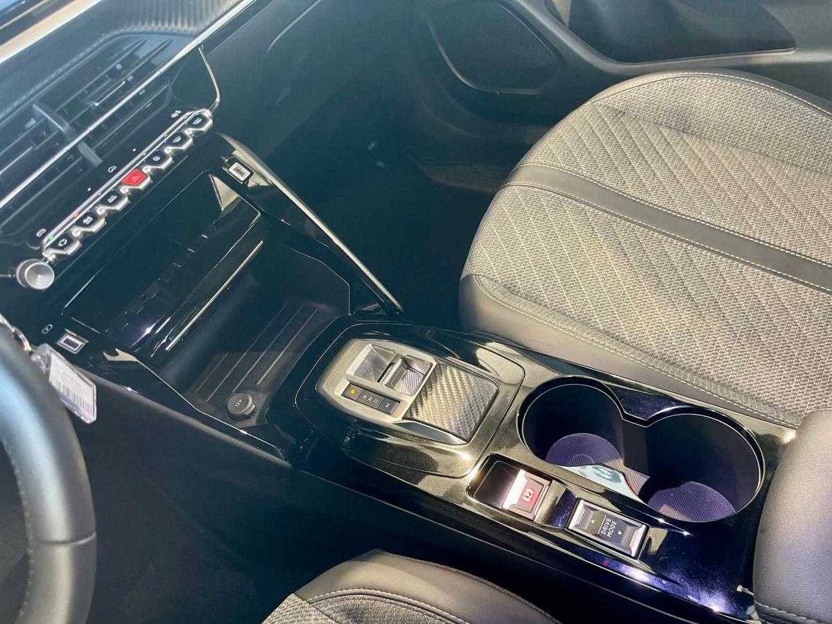 peugeot-2008-2025-gasolina-1199cc