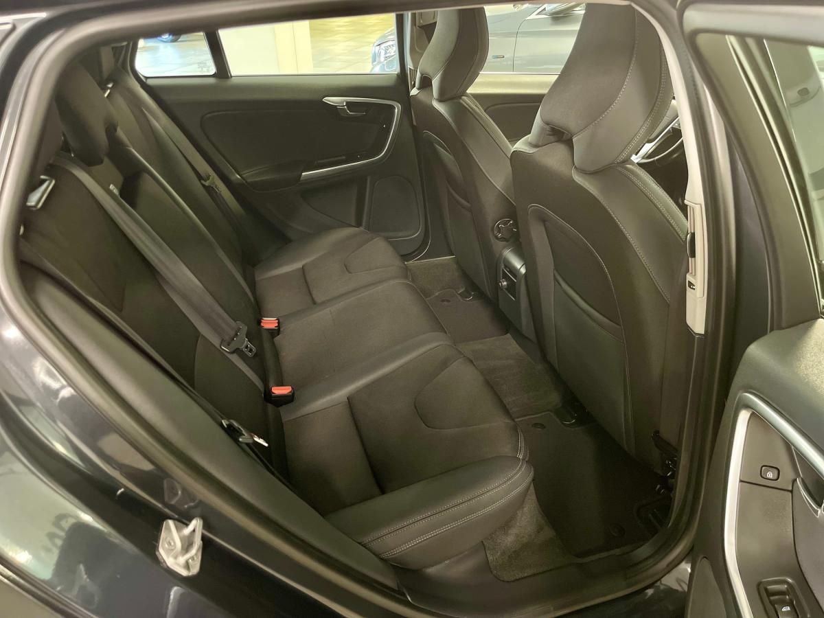 volvo-v60-2014-diesel-1969cc
