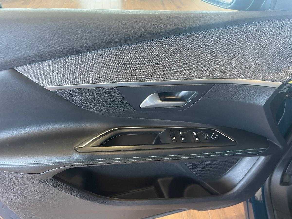 peugeot-3008-2021-gasolina-1199cc