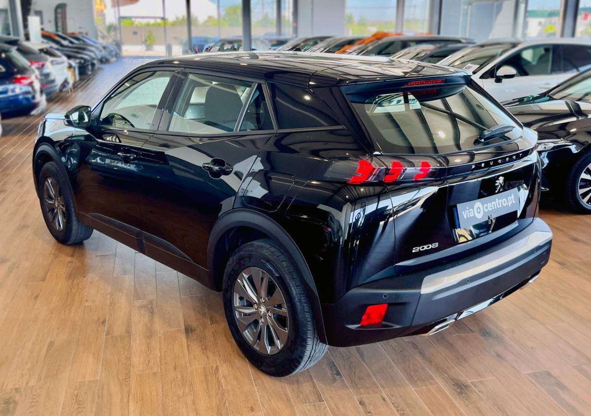 peugeot-2008-2022-gasolina-1199cc