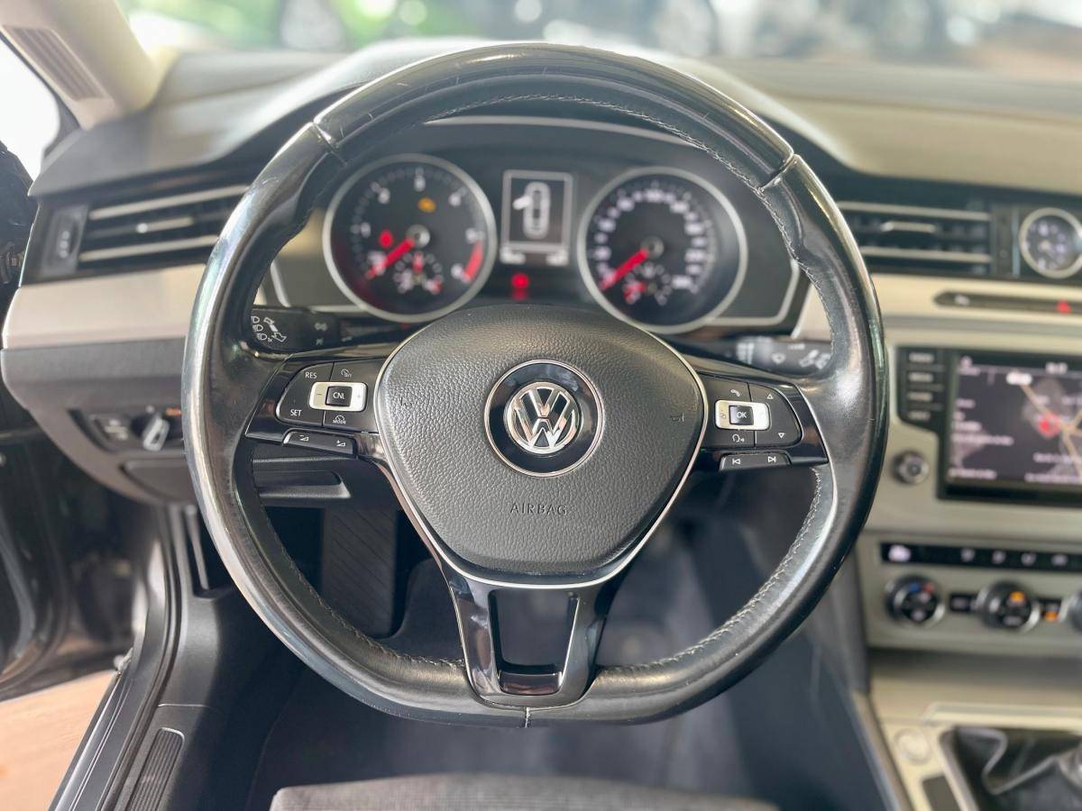 volkswagen-passat-2016-diesel-1598cc