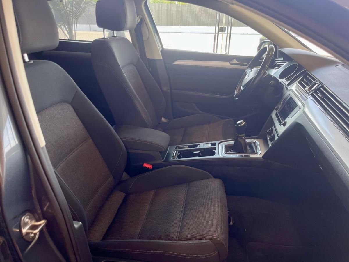 volkswagen-passat-2016-diesel-1598cc