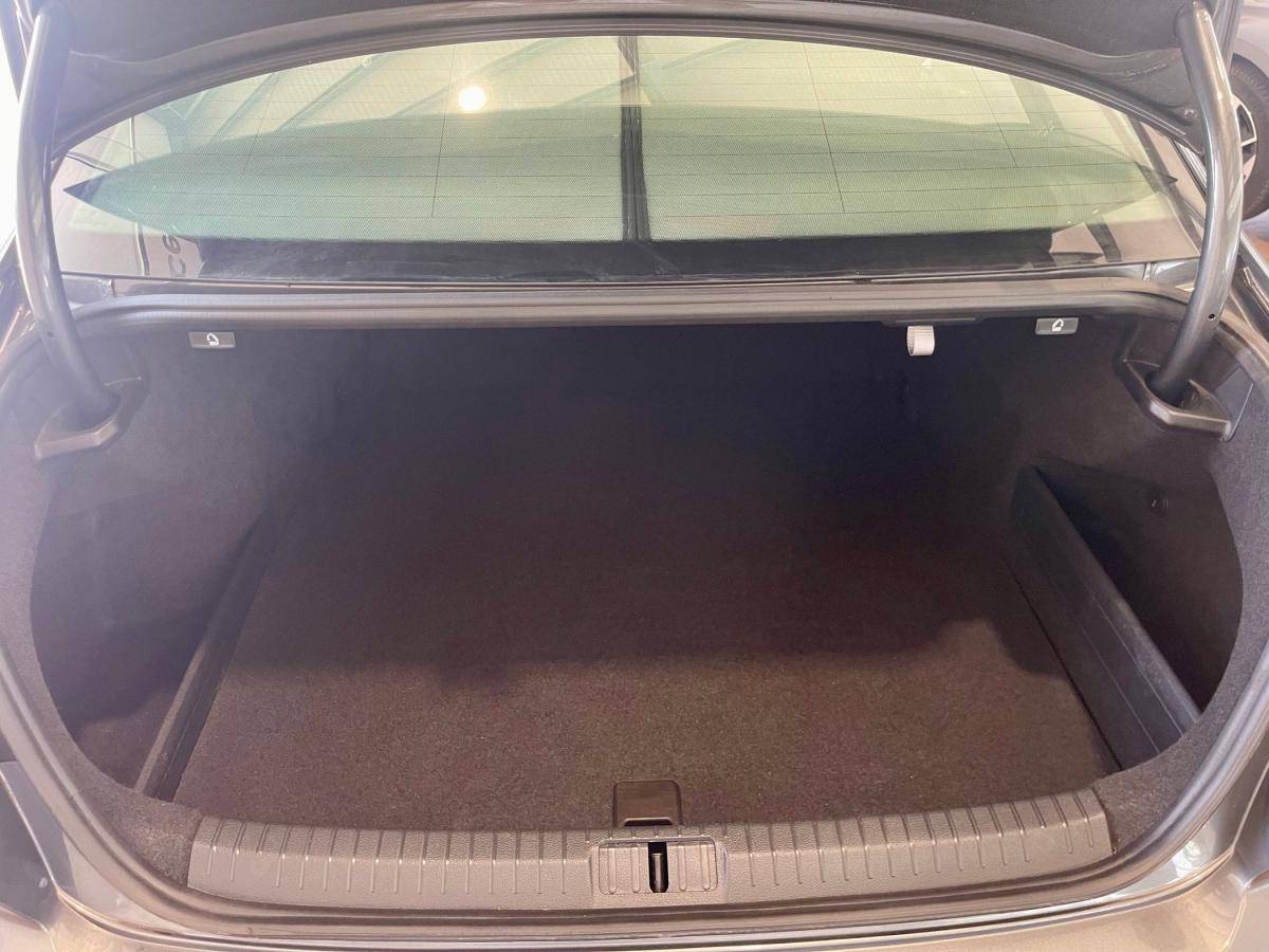 volkswagen-passat-2016-diesel-1598cc