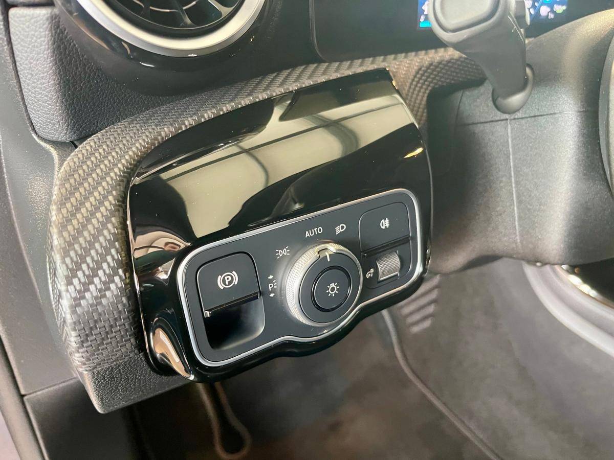 mercedes-benz-classe-a-2021-hibrido-a-gasolina-1332cc