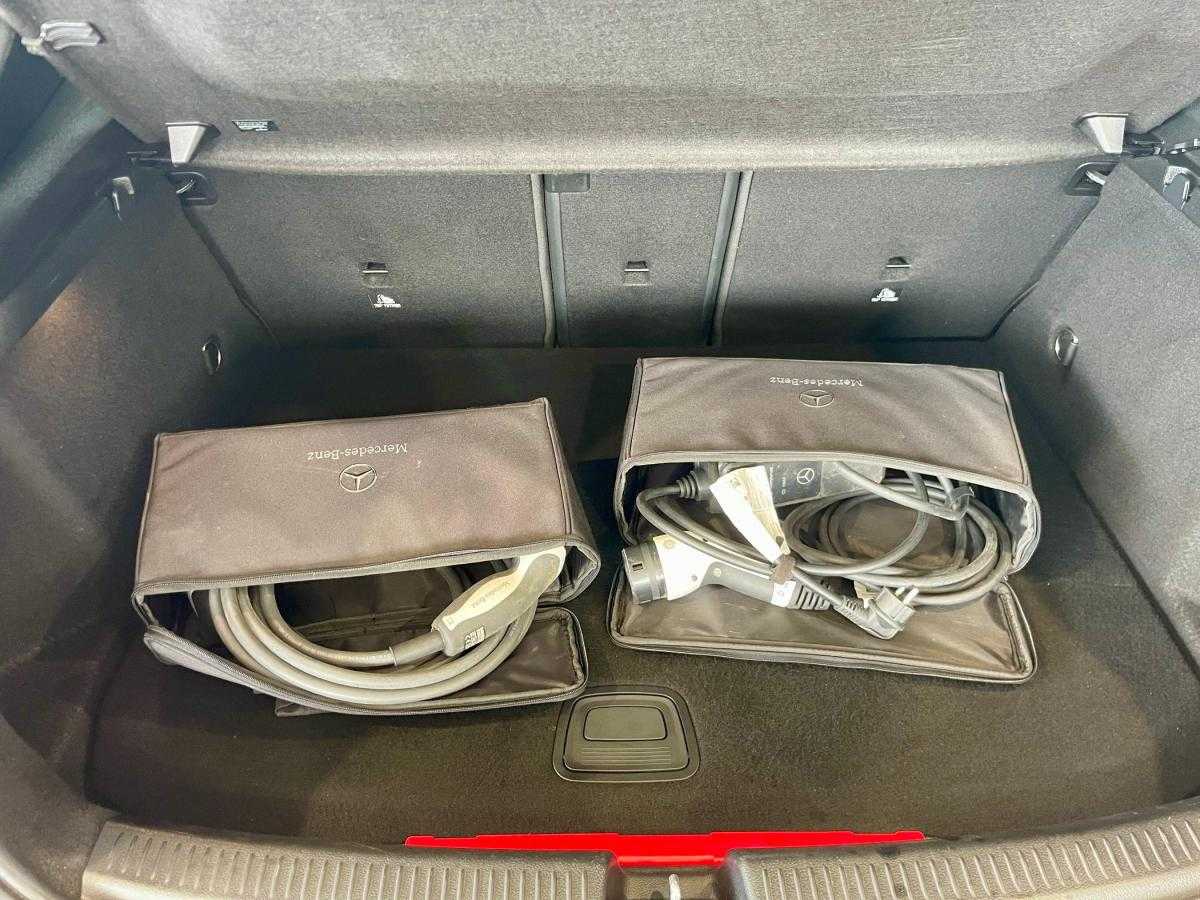 mercedes-benz-classe-a-2021-hibrido-a-gasolina-1332cc