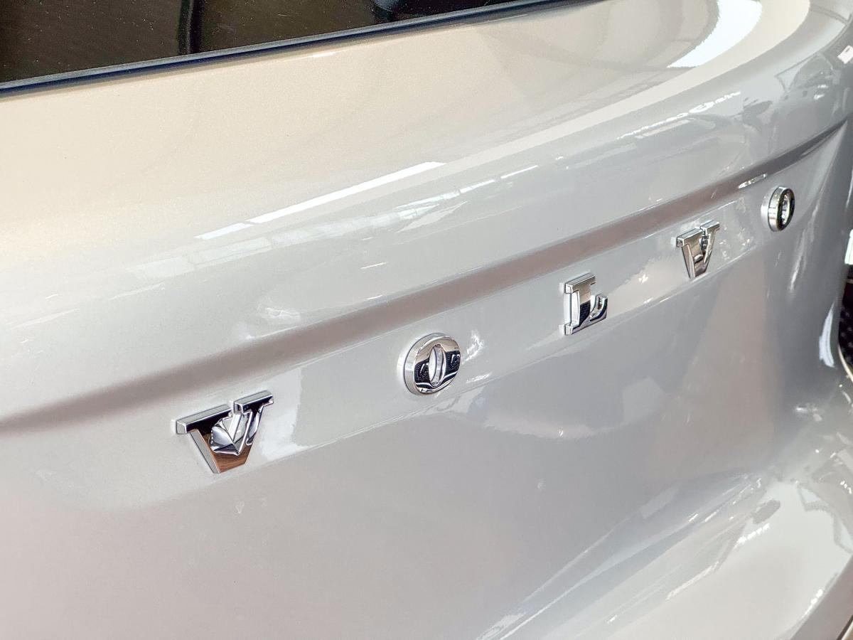 volvo-xc40-2023-gasolina-1477cc