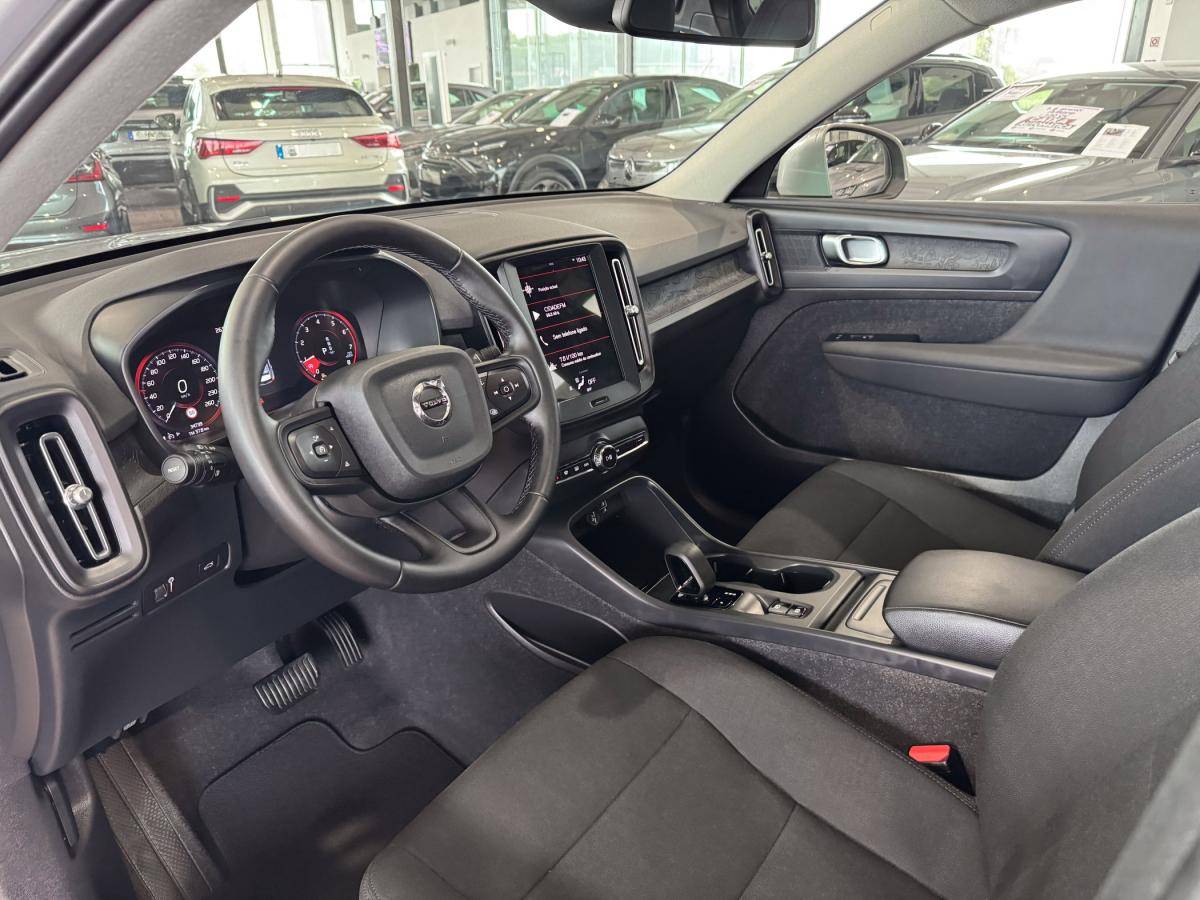 volvo-xc40-2023-gasolina-1477cc