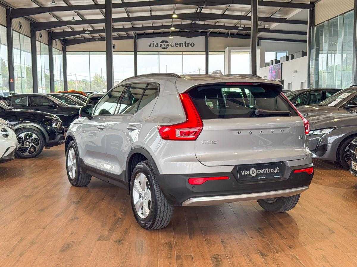 volvo-xc40-2023-gasolina-1477cc