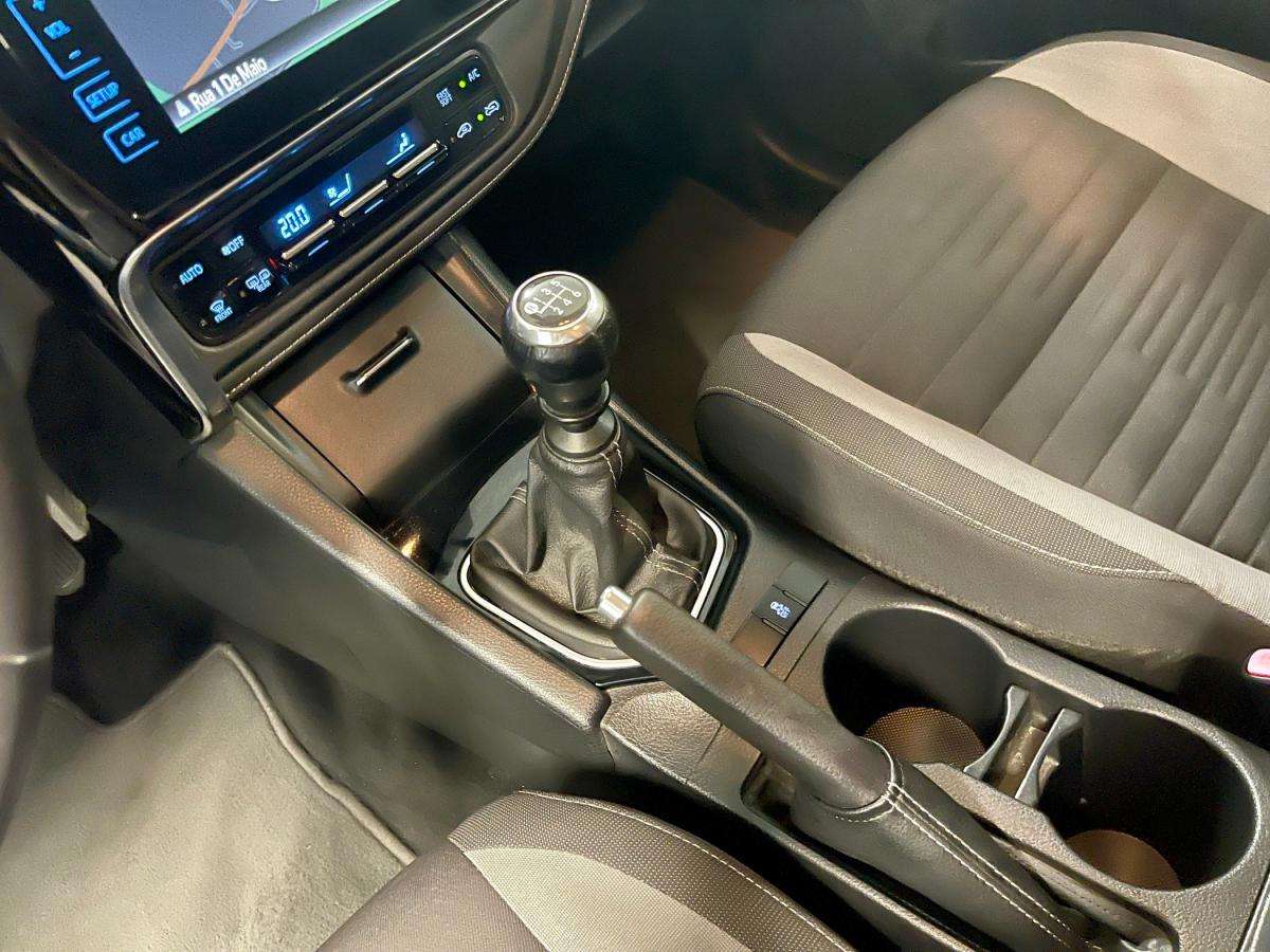 toyota-auris-touring-sports-2015-diesel-1364cc