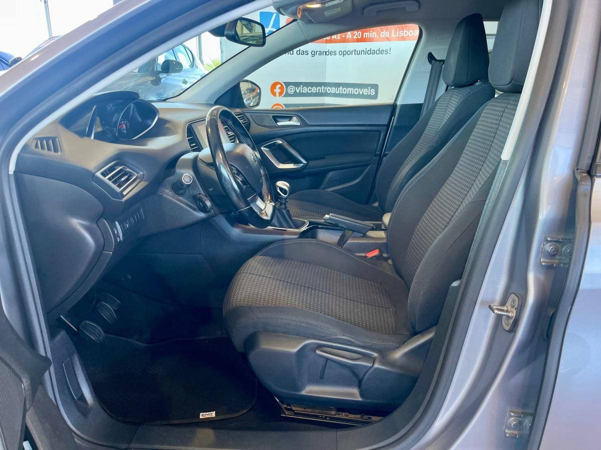 peugeot-308-sw-2019-diesel-1499cc
