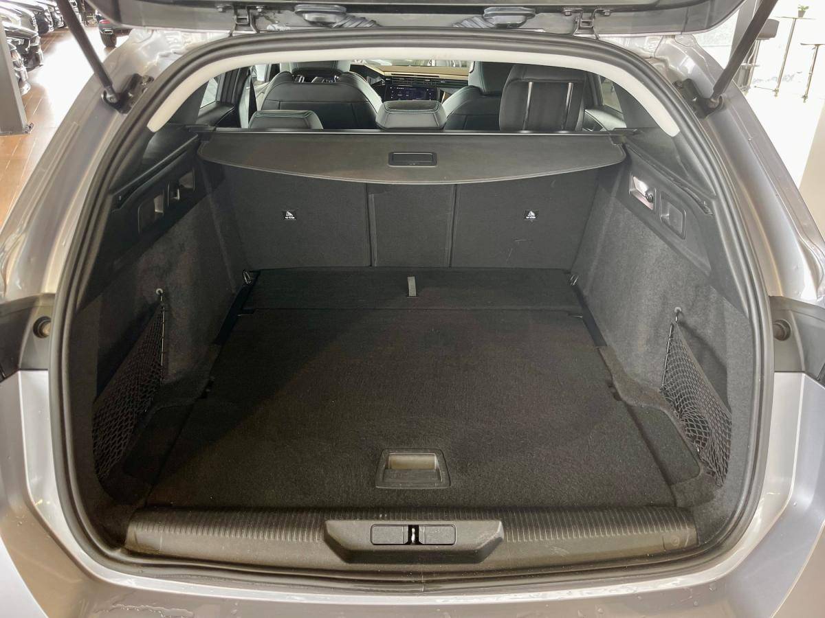 peugeot-308-sw-2022-gasolina-1199cc