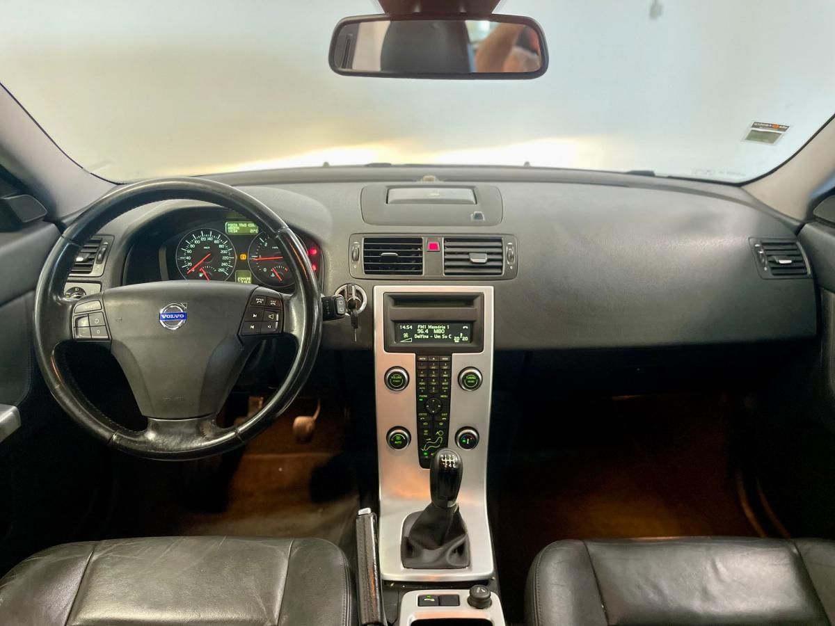 volvo-v50-2012-diesel-1560cc
