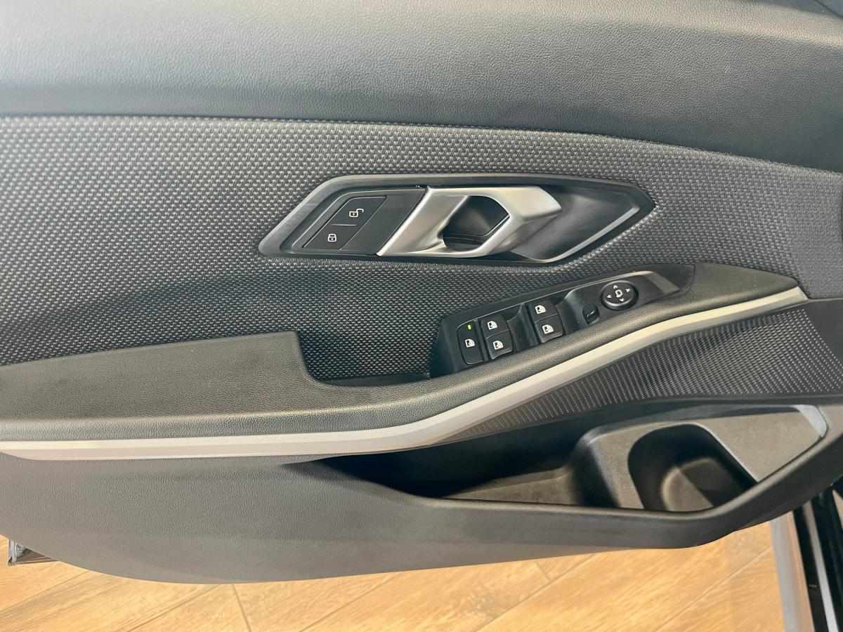 bmw-serie-3-2019-diesel-1995cc
