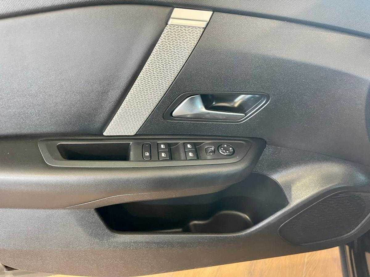 citroen-c4-2023-gasolina-1199cc