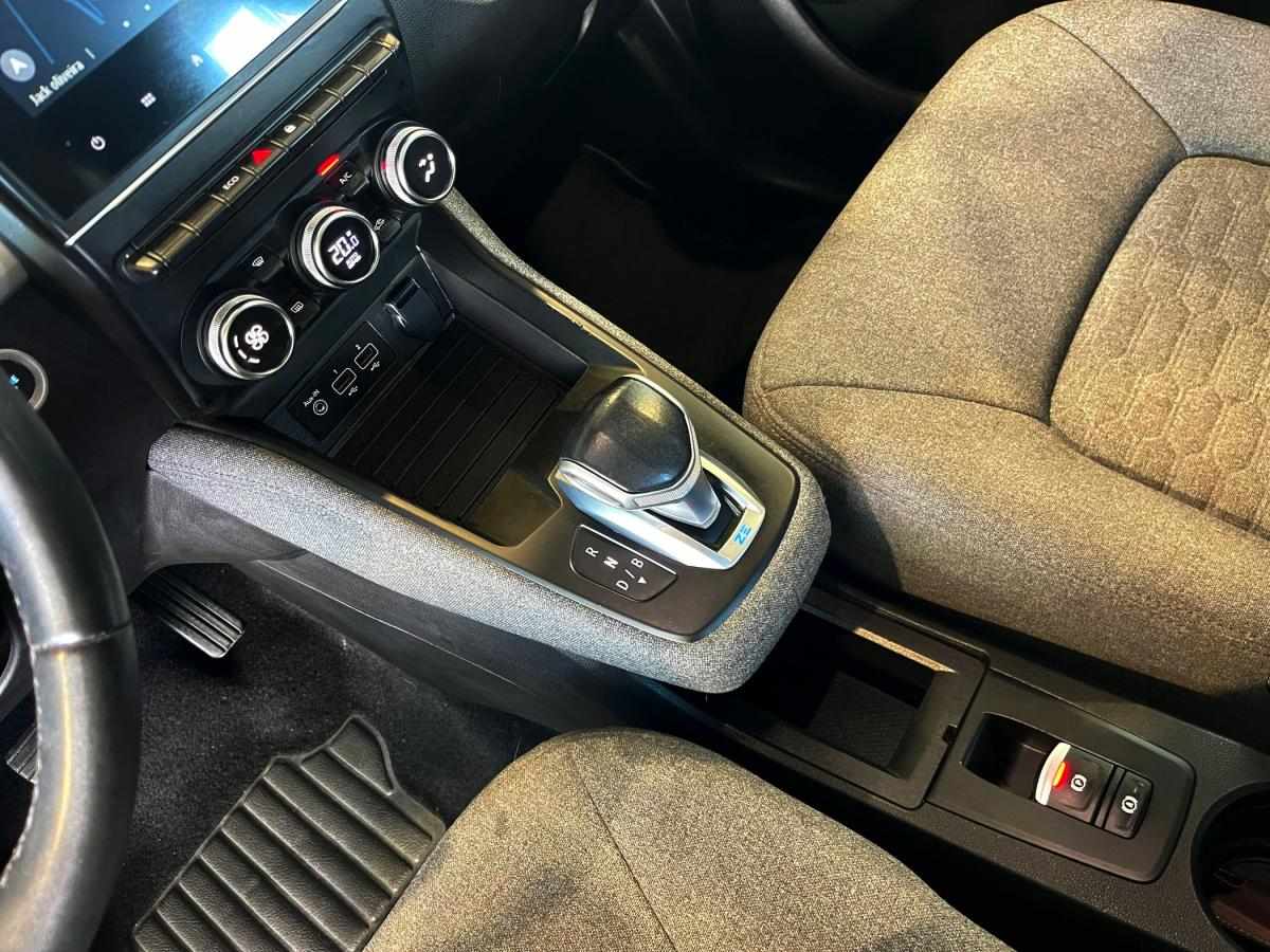 renault-zoe-2022-eletrico-0cc