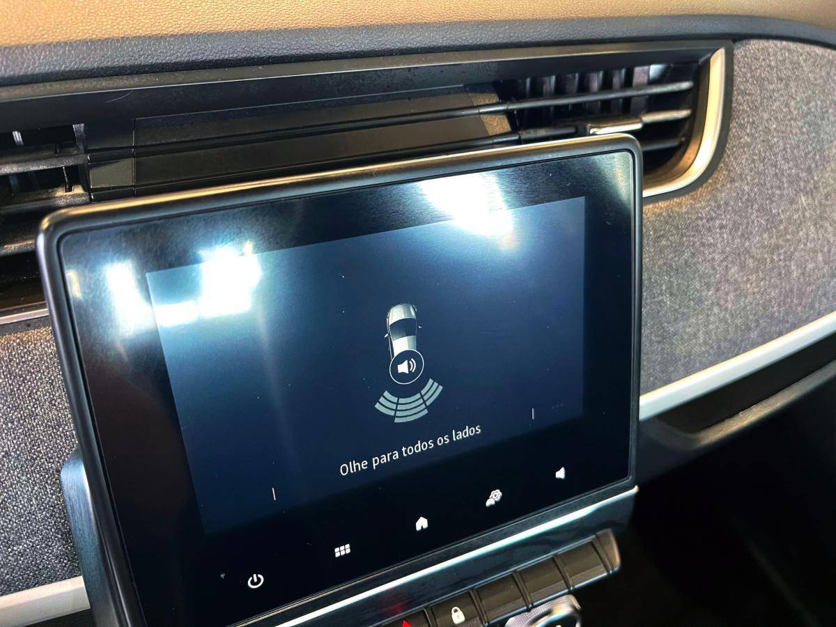 renault-zoe-2022-eletrico-0cc