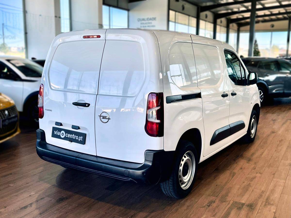 opel-combo-2022-diesel-1499cc