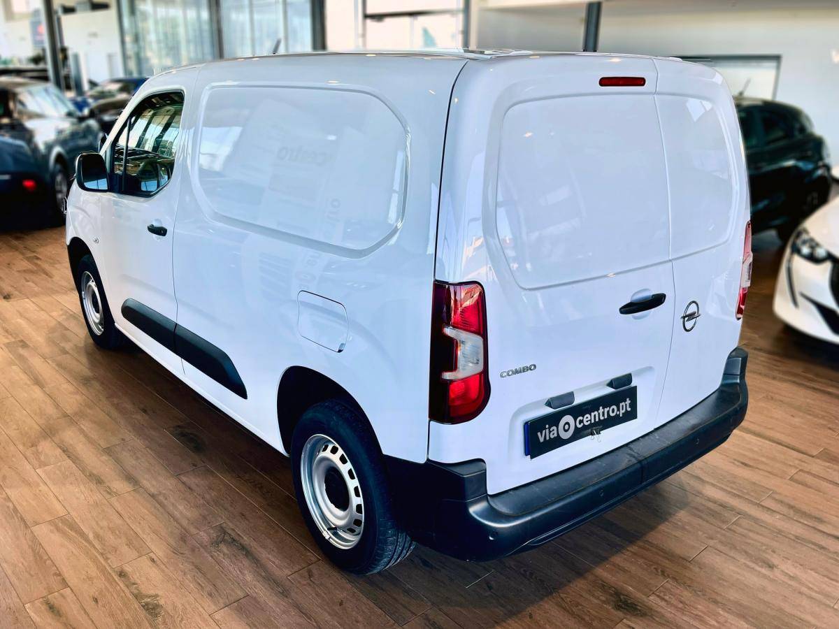 opel-combo-2022-diesel-1499cc