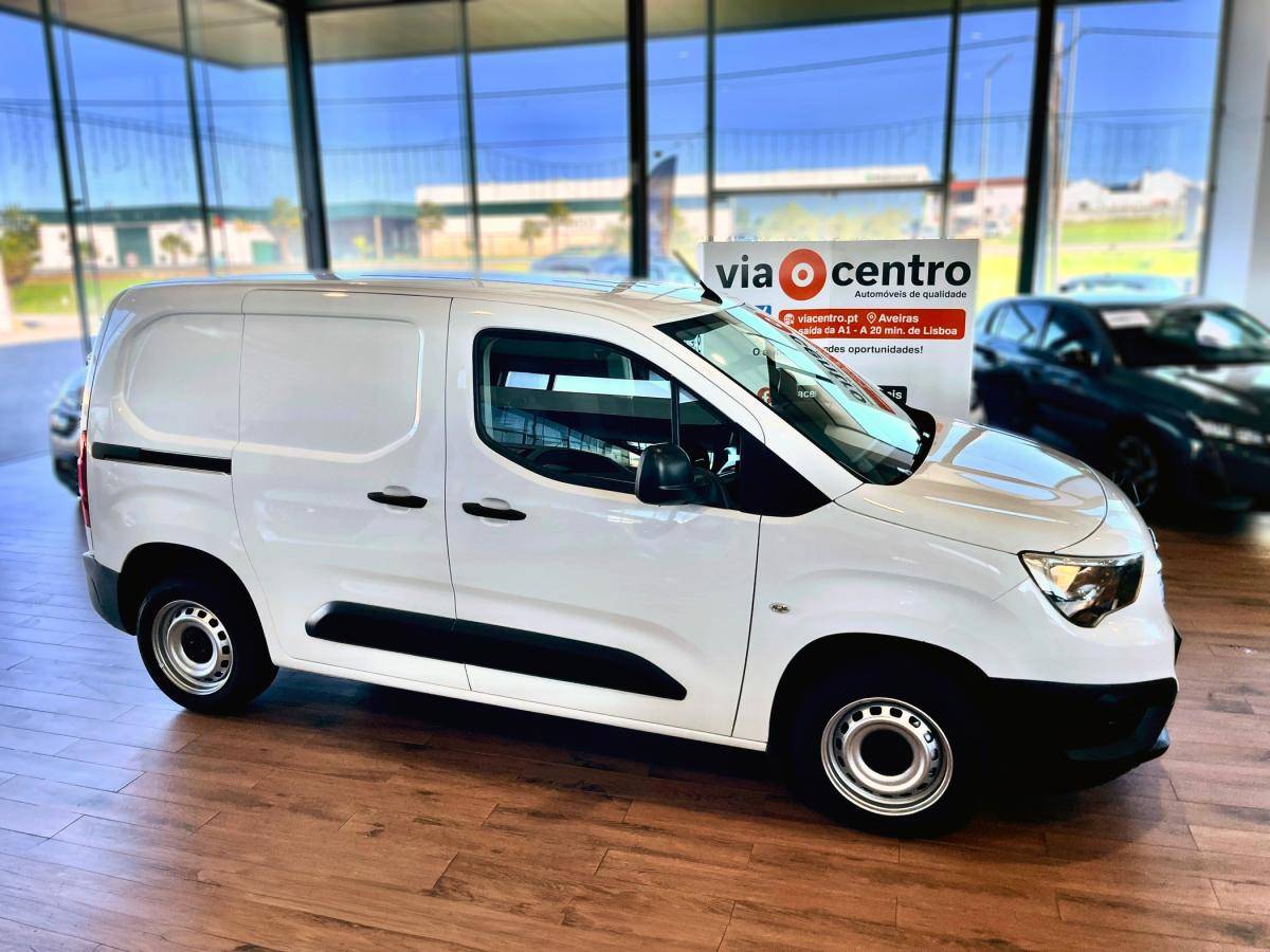opel-combo-2022-diesel-1499cc