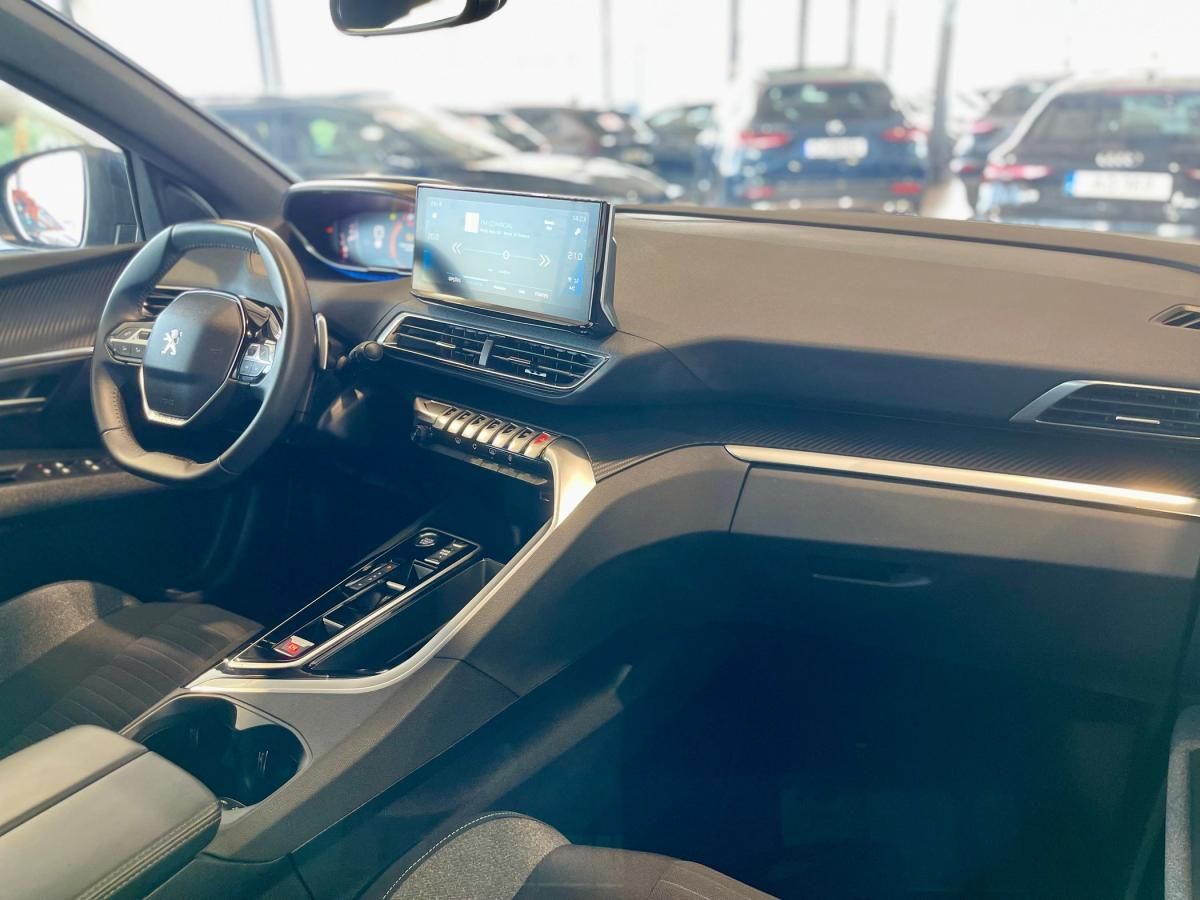 peugeot-5008-2023-gasolina-1199cc