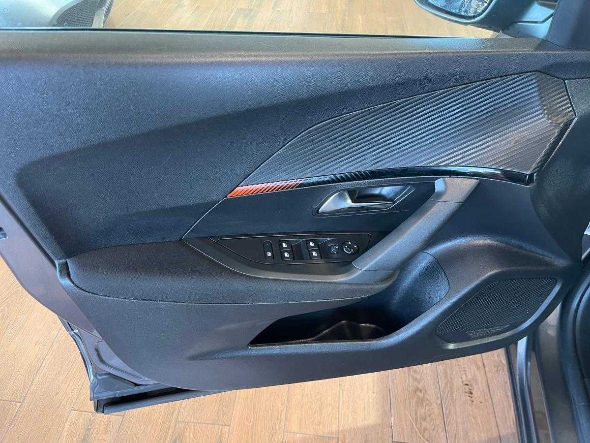 peugeot-2008-2021-gasolina-1199cc