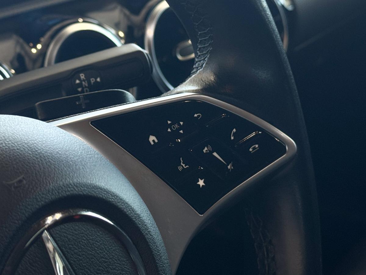 mercedes-benz-classe-a-2024-hibrido-a-gasolina-1332cc