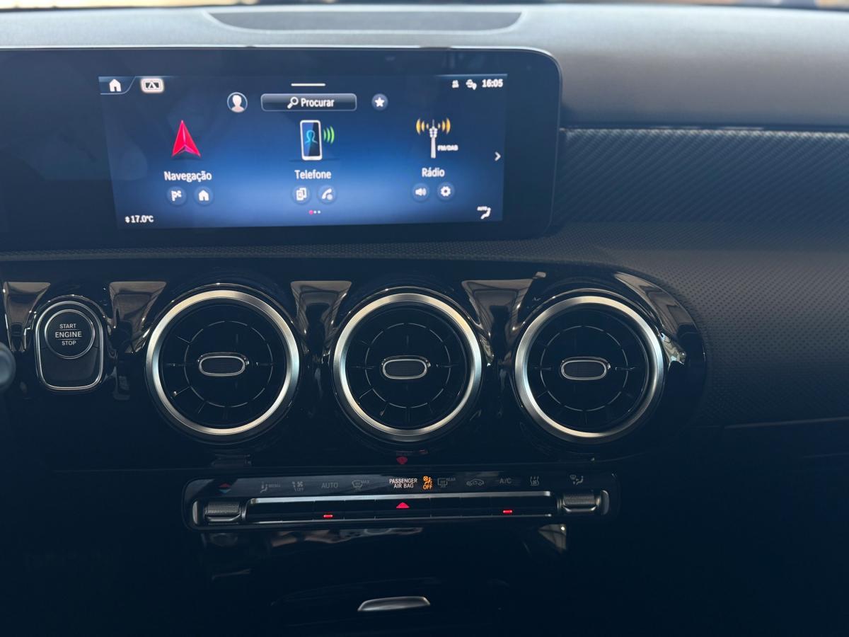 mercedes-benz-classe-a-2024-hibrido-a-gasolina-1332cc