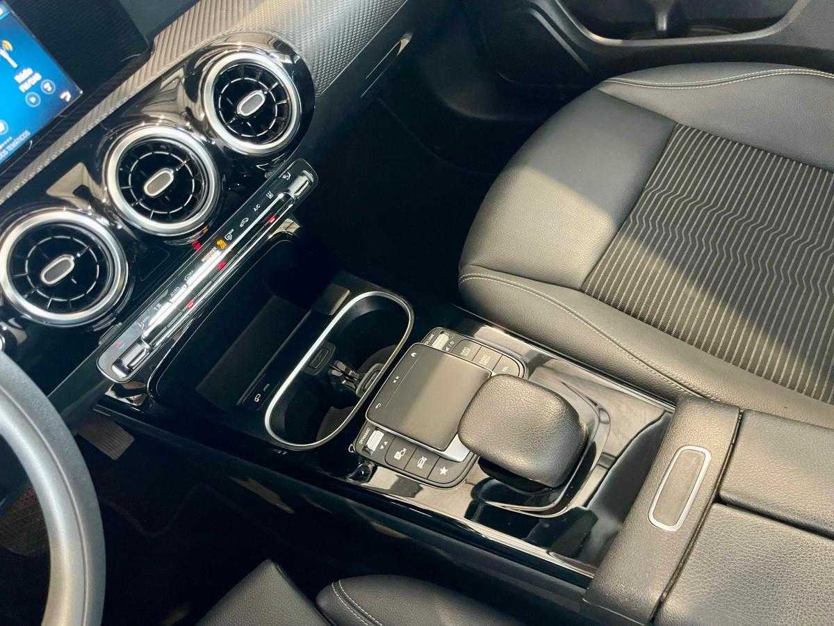mercedes-benz-cla-2022-hibrido-a-gasolina-1332cc